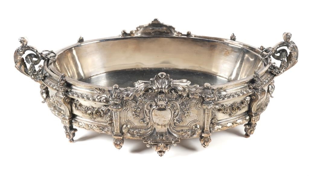 Appraisal: Center piece or perhaps a vegetable or meat serving dish