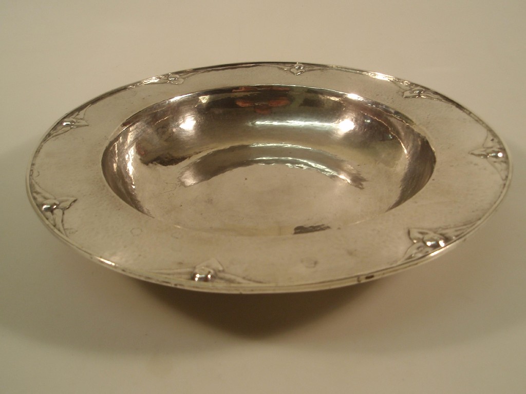 Appraisal: A Guild of Handicraft Ltd planished silver dish possibly by