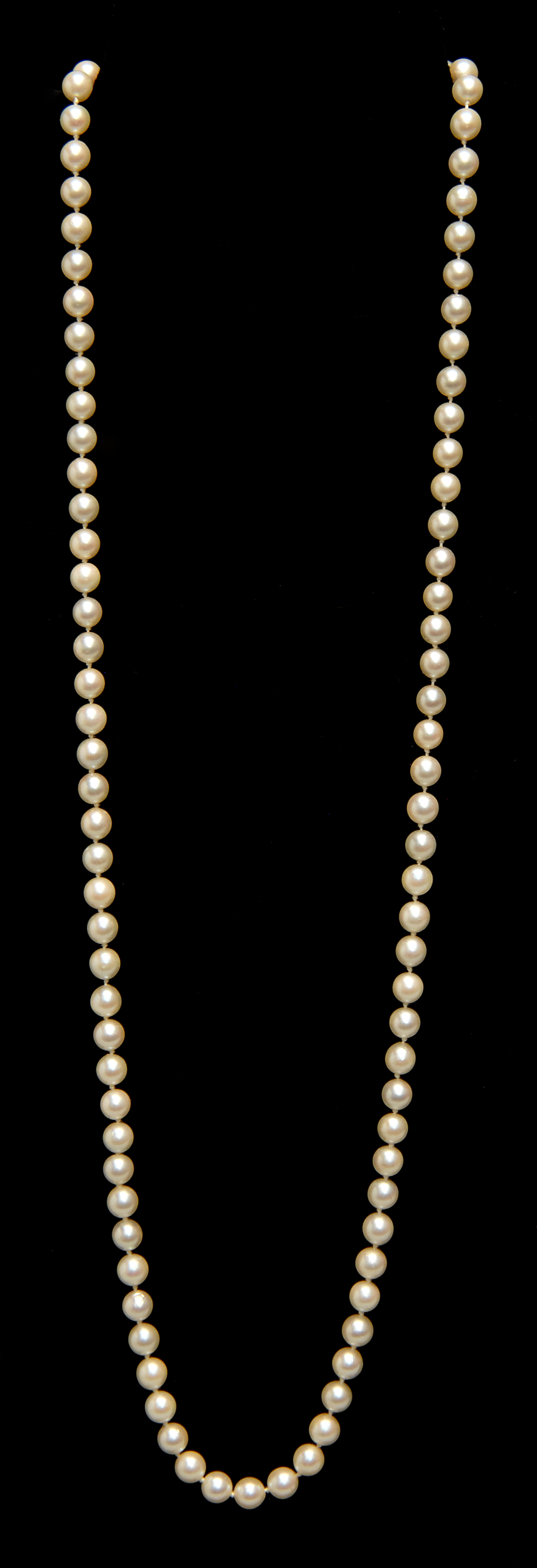 Appraisal: PEARL NECKLACE Approx mm beads kt gold clasp Length ConditionUndamaged