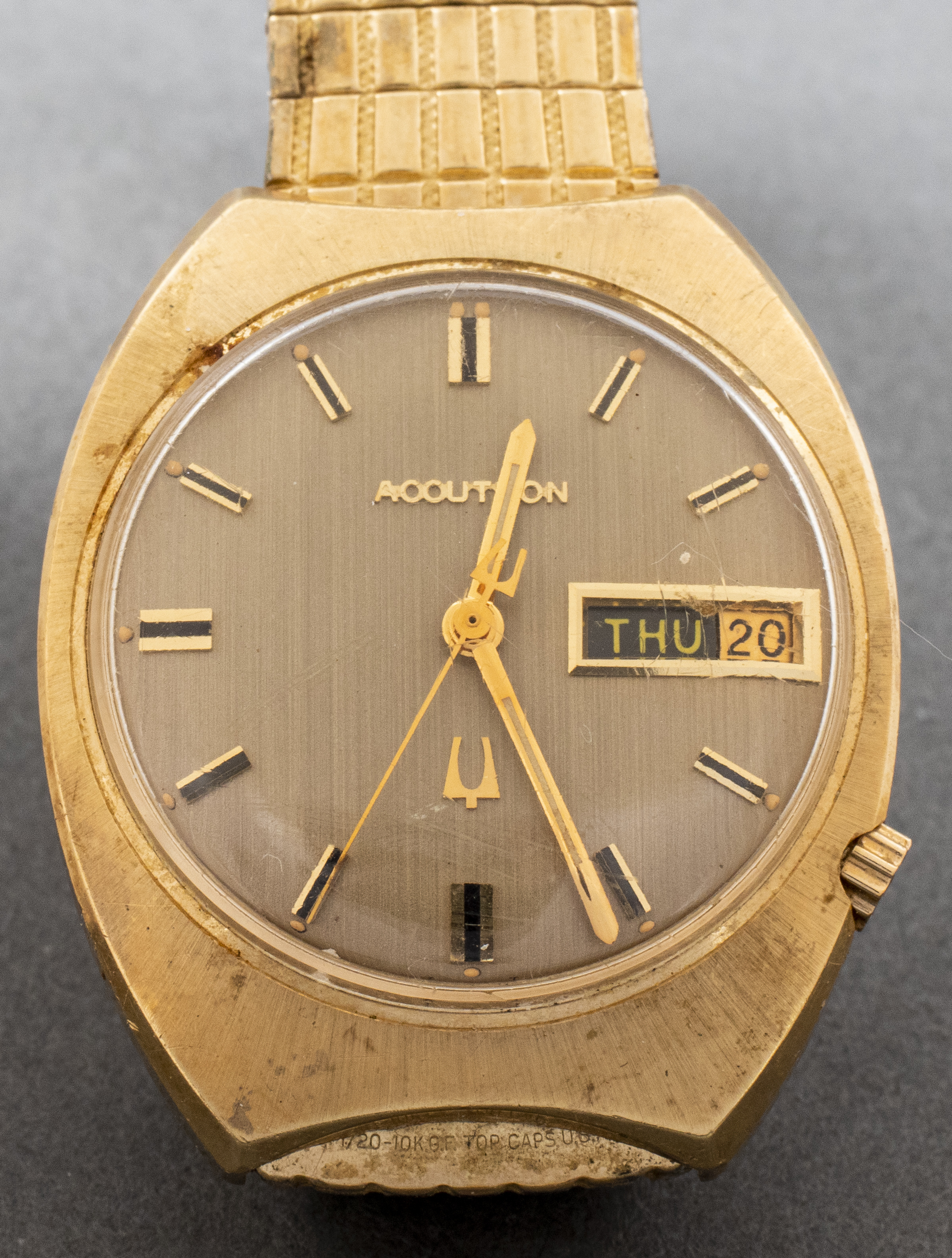 Appraisal: VINTAGE BULOVA ACCUTRON K YELLOW GOLD WATCH Vintage 's Bulova