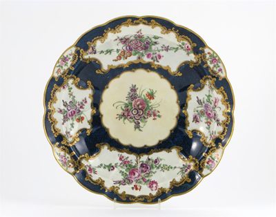 Appraisal: A large Worcester fluted dish painted with five large and