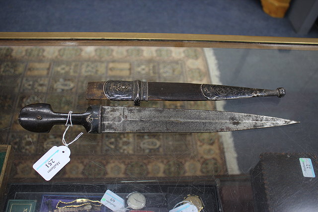 Appraisal: A MIDDLE EASTERN POSSIBLY INDIAN SHORT SWORD OR DAGGER with