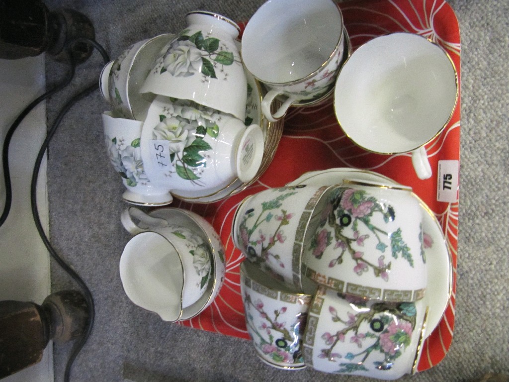 Appraisal: Tray of assorted teawares