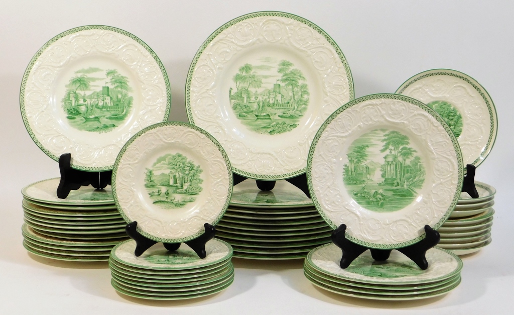 Appraisal: PC WEDGWOOD PATRICIAN GREEN TORBAY PLATE GROUP England Early th