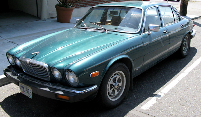 Appraisal: JAGUAR XJ FOUR DOOR SEDAN in line cylinder engine automatic