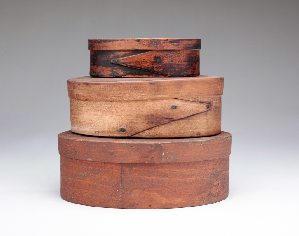 Appraisal: THREE AMERICAN OVAL BENTWOOD BOXES Second half th- nd half