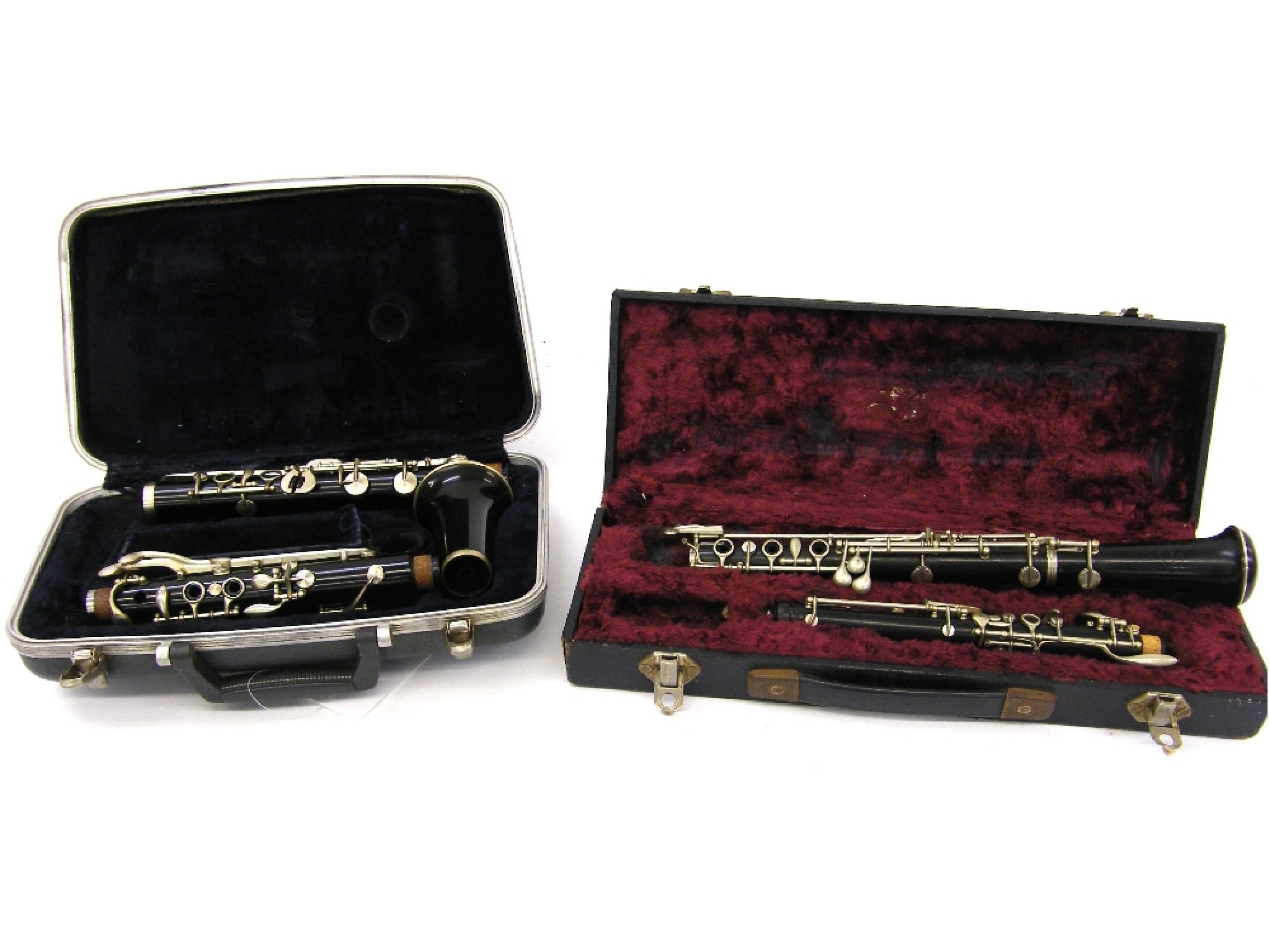 Appraisal: Leslie Sheppard blackwood oboe no B case together with a