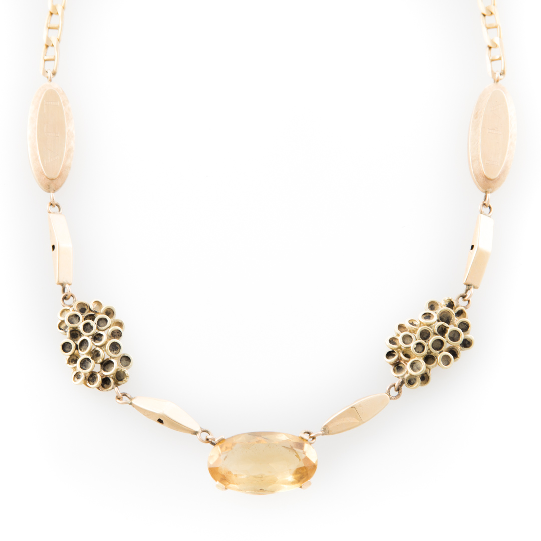 Appraisal: A Lady's K Link Necklace with Citrine K yellow gold