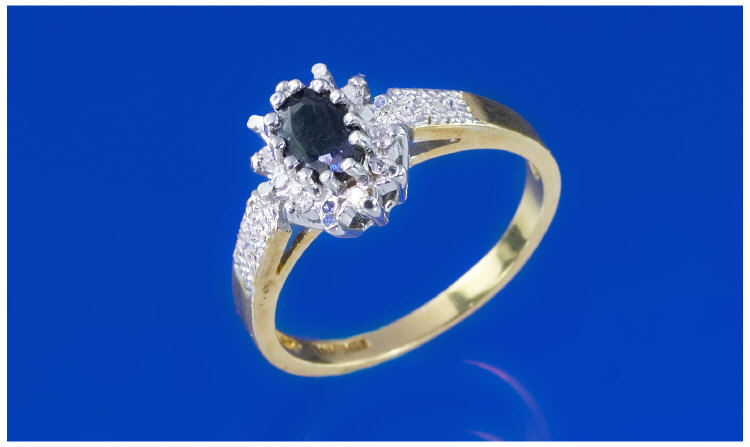 Appraisal: ct Gold Diamond Sapphire Cluster Ring Central Sapphire Surrounded By