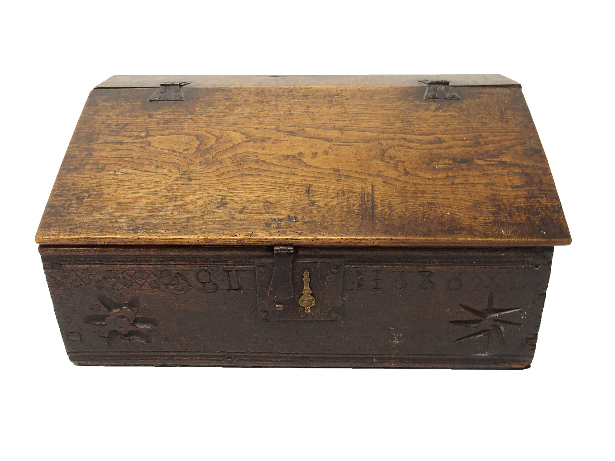 Appraisal: A late th Century oak bible boxthe hinged sloping lid