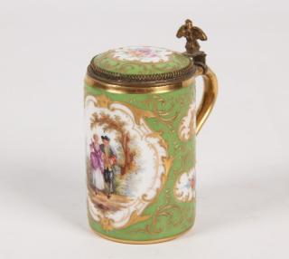 Appraisal: TH C PETITE ROYAL VIENNA HINGED TANKARD PETITE ROYAL VIENNA