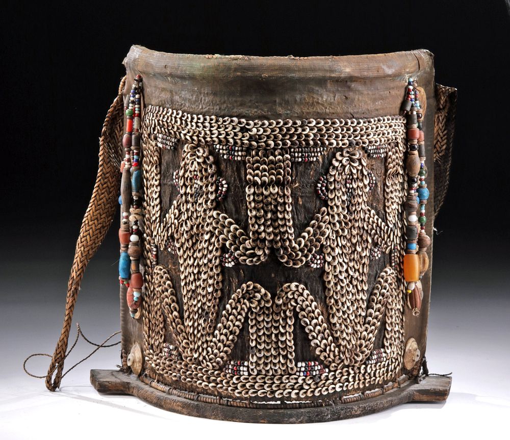 Appraisal: th C Bahau Dayak Wood Baby Carrier w Shell Design