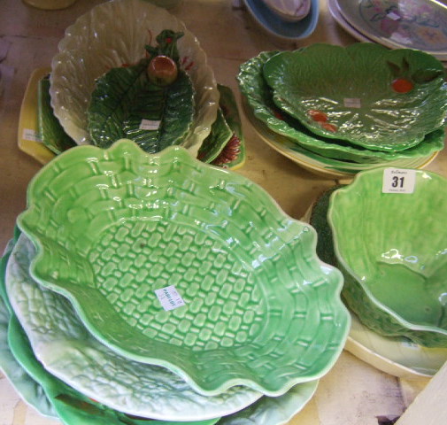 Appraisal: A quantity of Carltonware leaf shaped dishes and bowls