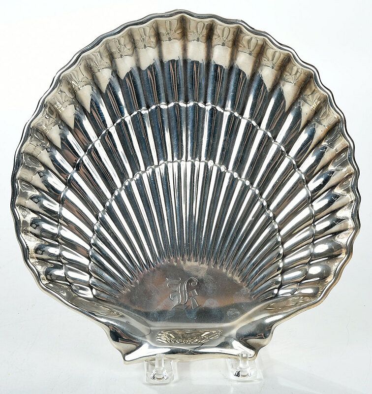 Appraisal: Gorham Sterling Shell Form Dish American shell form monogram mark