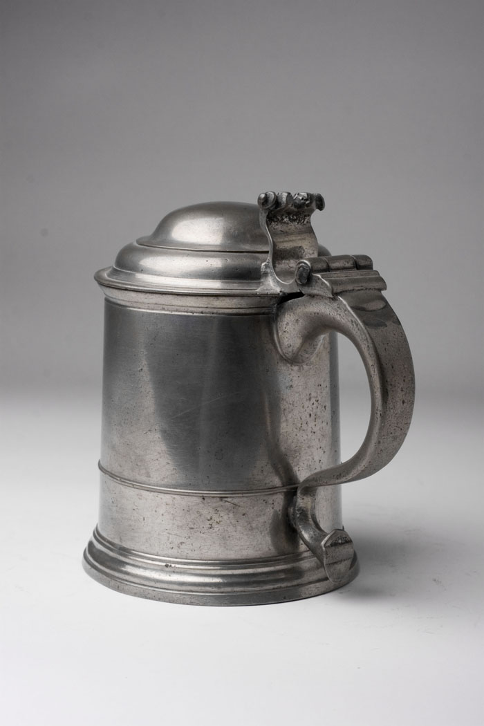 Appraisal: PEWTER PINT TANKARD HENRY APPLETON LONDON ENGLAND CIRCA - Maker's