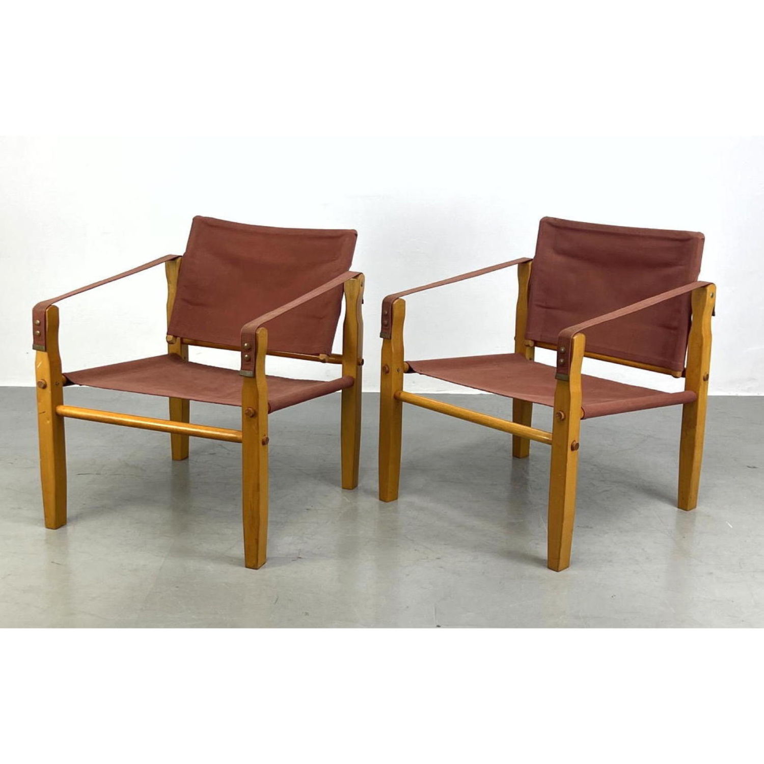 Appraisal: Pair Safari Chairs Collapsible portable chairs Canvas and Wood Dimensions