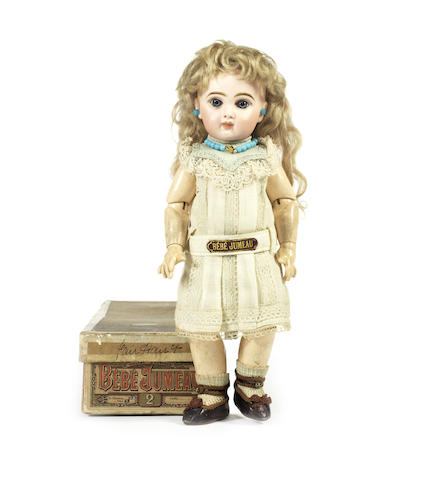 Appraisal: Tete jumeau bisque head Bebe in original box size The