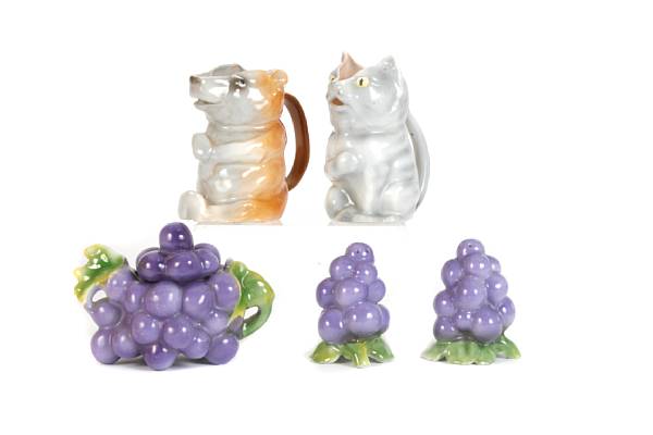 Appraisal: A group of Royal Bayreuth porcelain articles comprising a cat