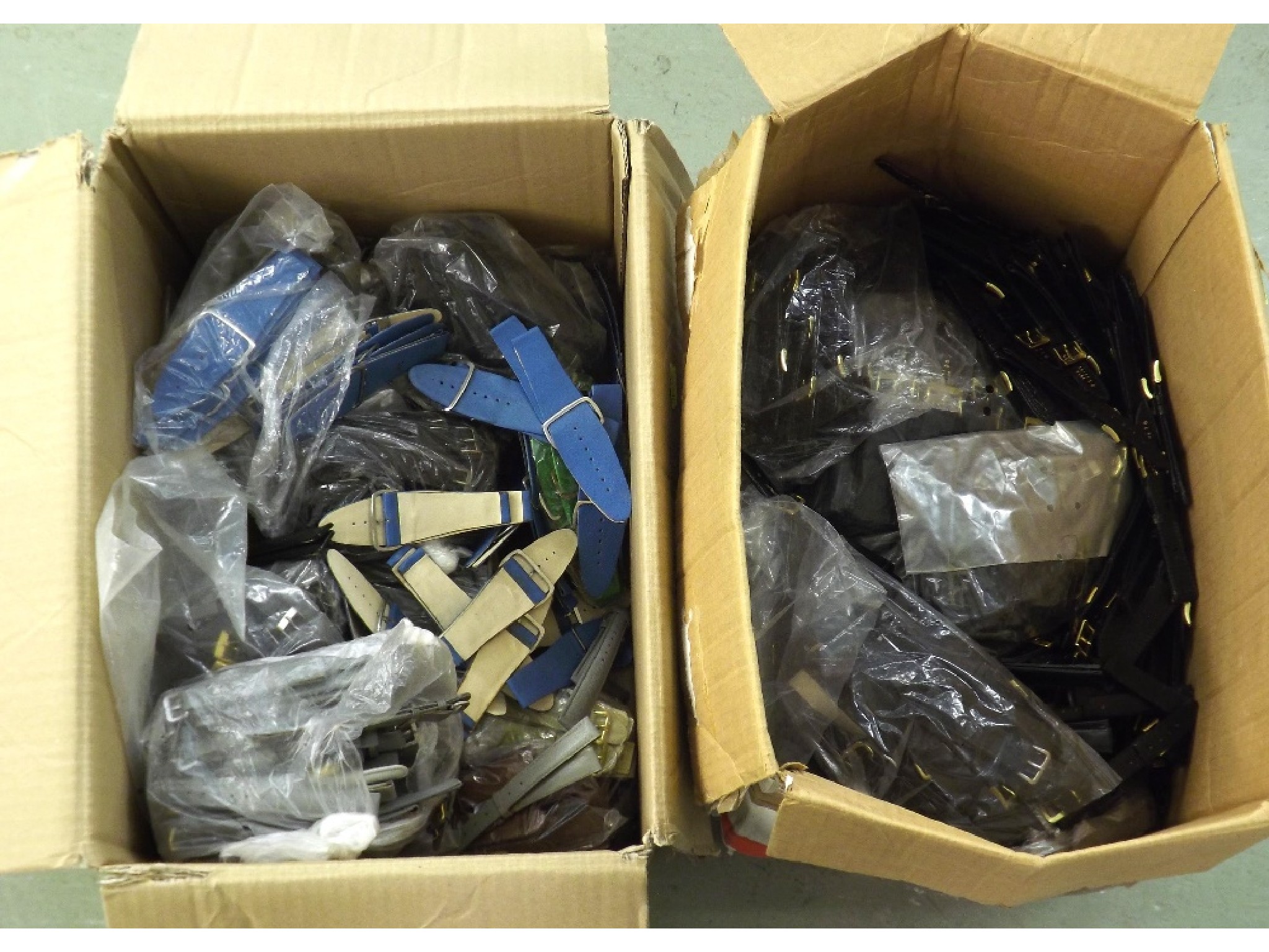 Appraisal: Two boxes containing a large quantity of wristwatch straps various