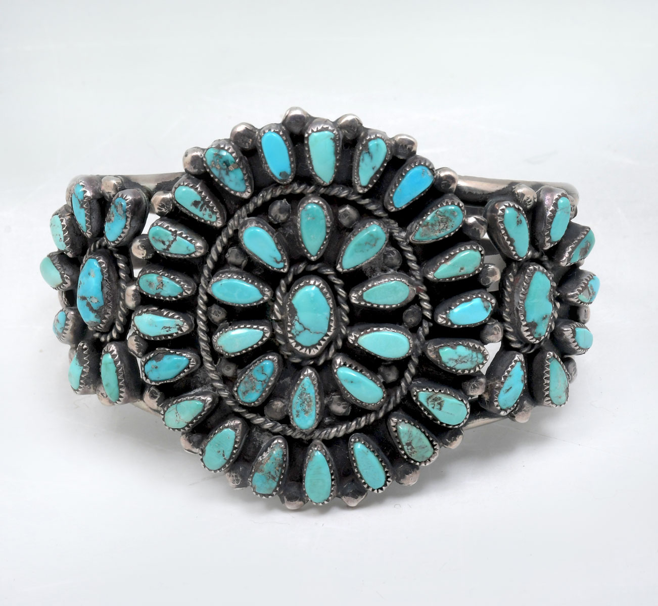 Appraisal: ZUNI PETTIT POINT BRACELET Ca s Beautiful blue petit point