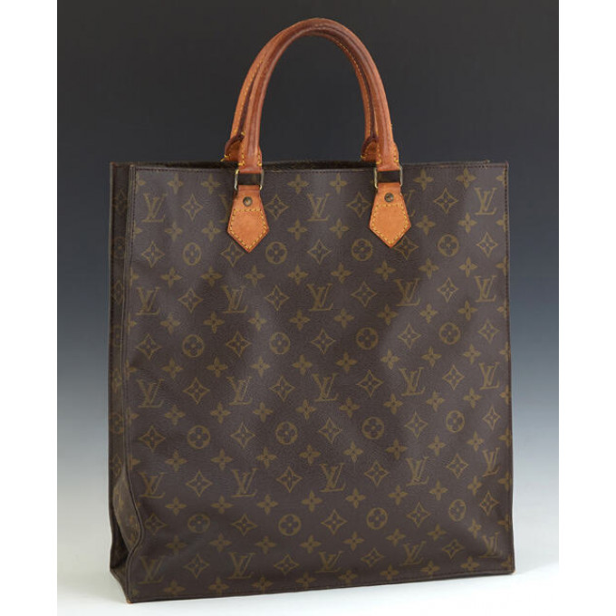 Appraisal: Louis Vuitton Sac Plat Handbag in brown monogram coated canvas