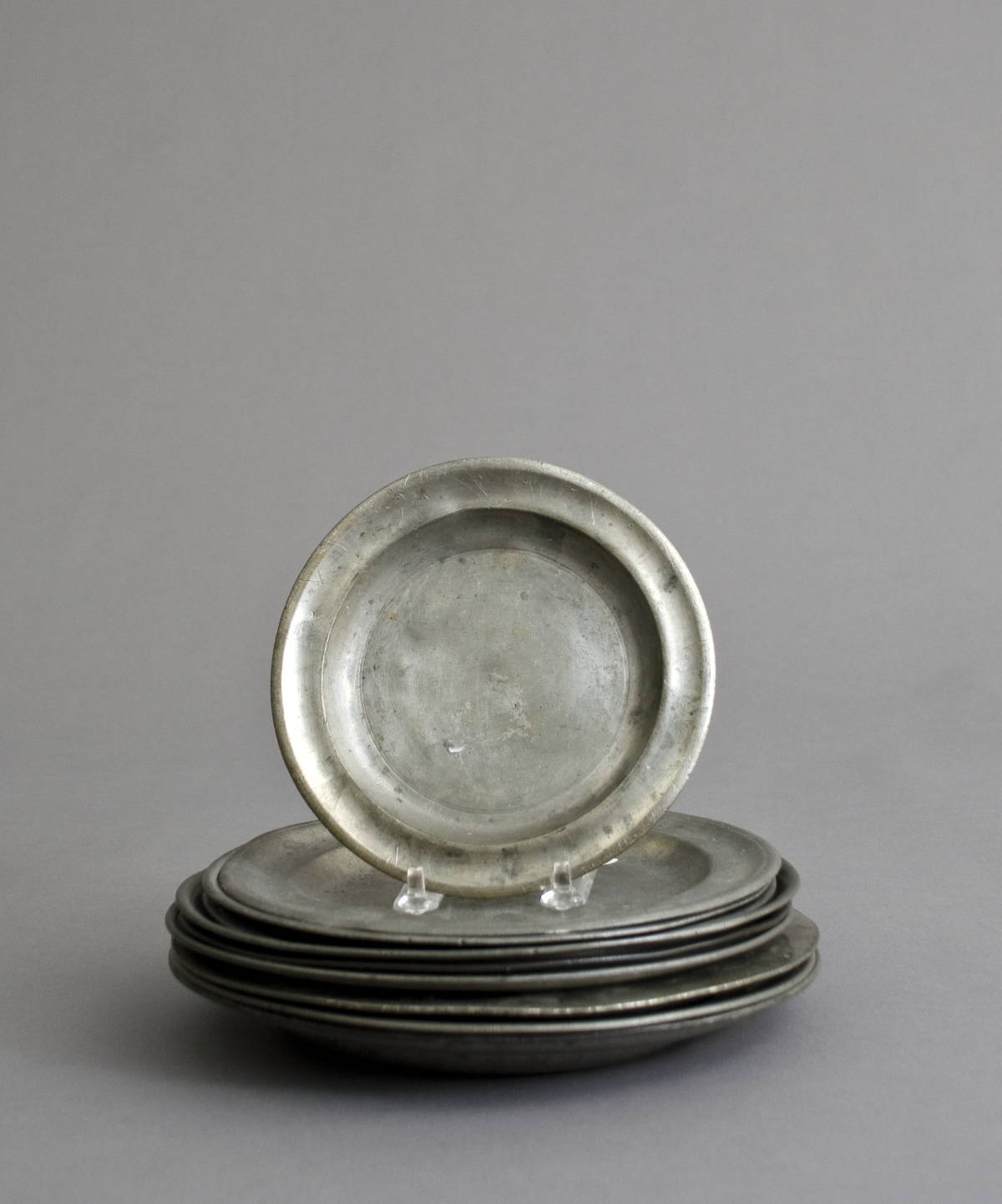 Appraisal: TEN EARLY ENGLISH PEWTER PLATES OF VARIOUS SIZE Diameter of