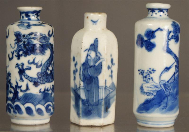 Appraisal: porcelain snuff bottles with blue underglaze decoration dragon seeking flaming