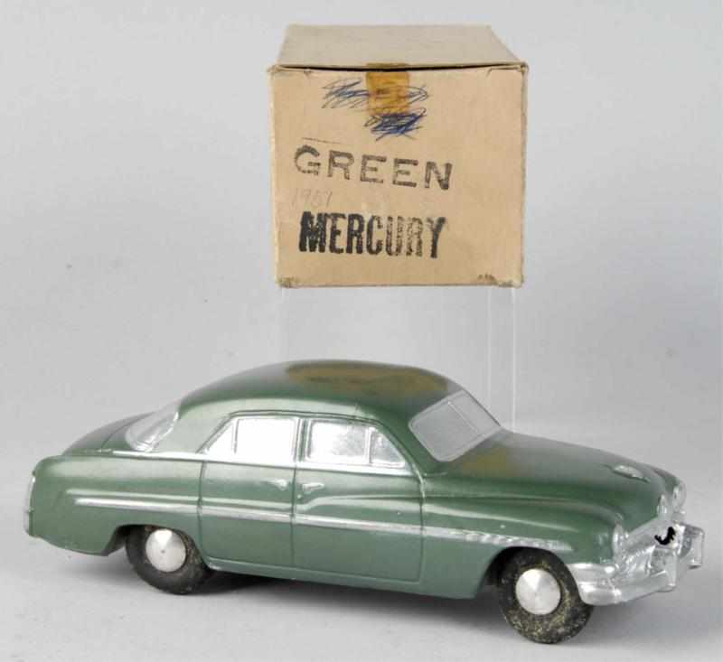 Appraisal: Diecast Banthrico Mercury Still Bank Toy Description American Front grille