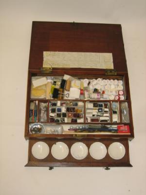 Appraisal: AN ARTIST'S MAHOGANY PAINT BOX c of oblong form with