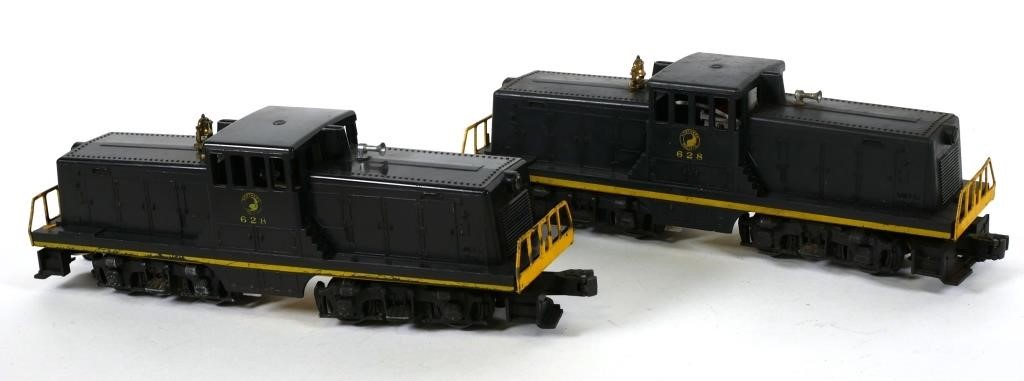 Appraisal: LIONEL NORTHERN PACIFIC SWITCHERS Two Lionel Switchers gauge Please see