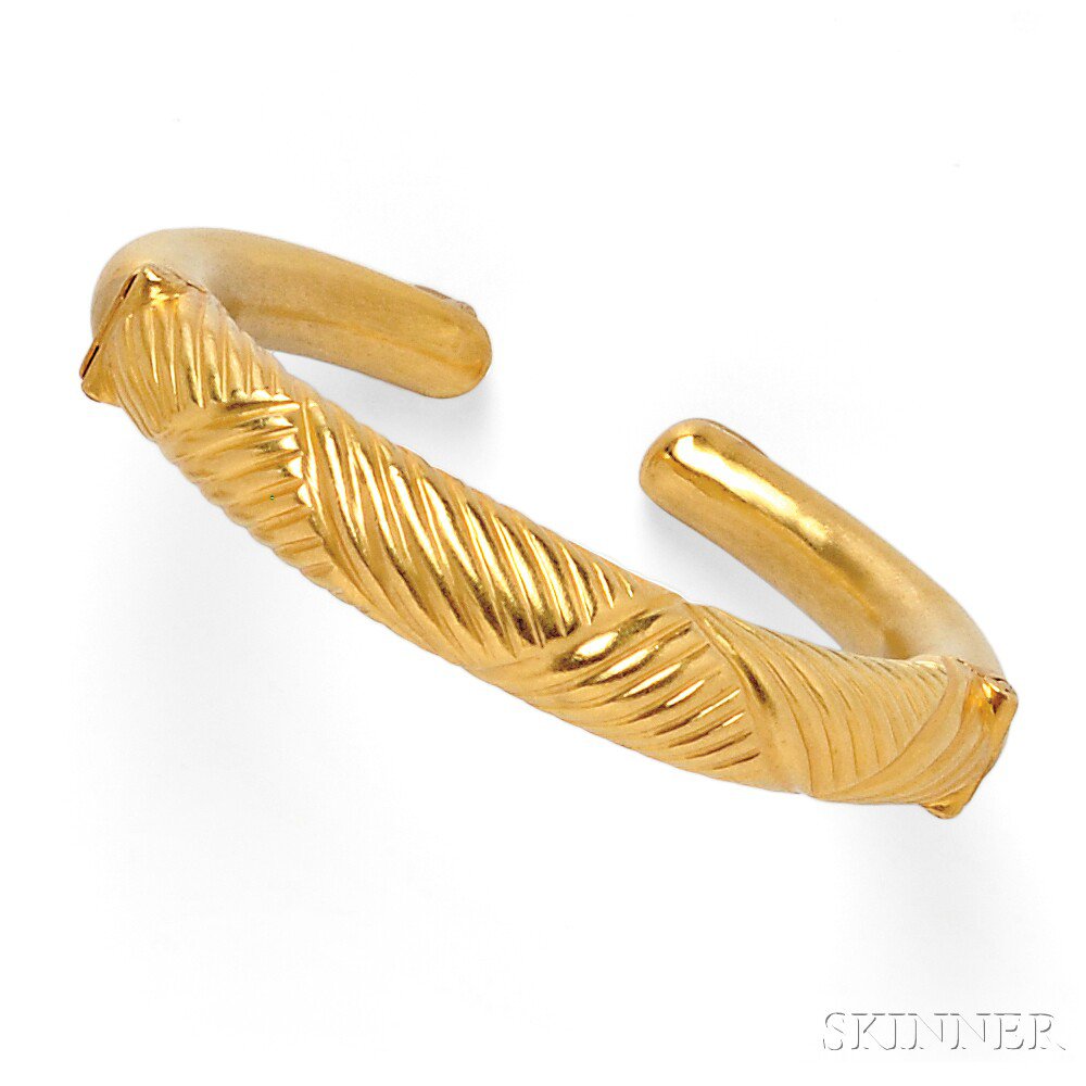 Appraisal: kt Gold Bracelet Hilat Istanbul the hinged bangle with basketweave