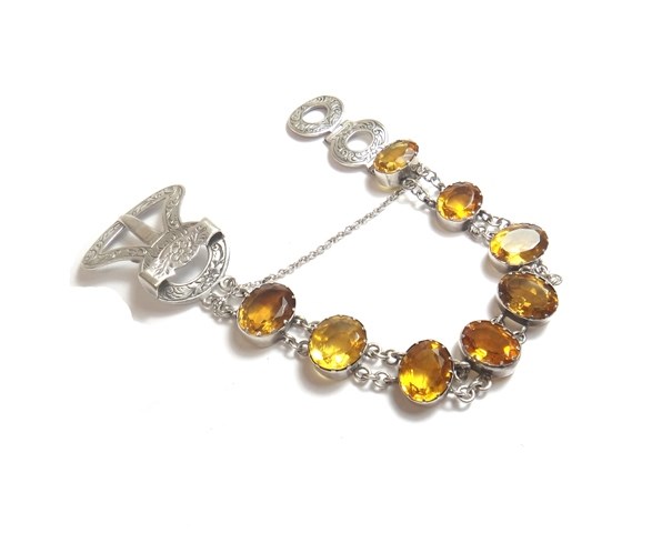 Appraisal: A Victorian silver and citrine set bracelet in a buckle