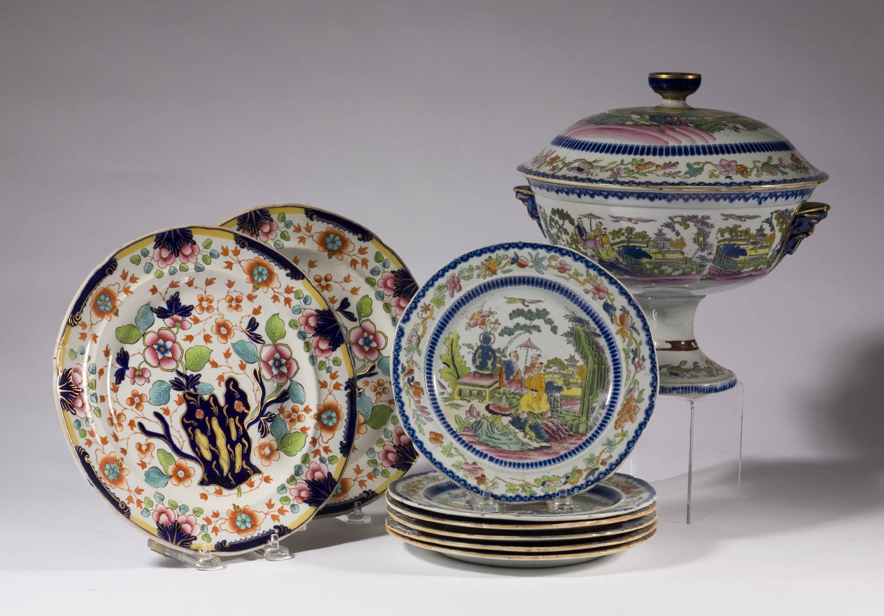 Appraisal: COLLECTION OF ENGLISH POLYCHROME DECORATED TABLEWARES INCLUDING A COVERED COMPOTE