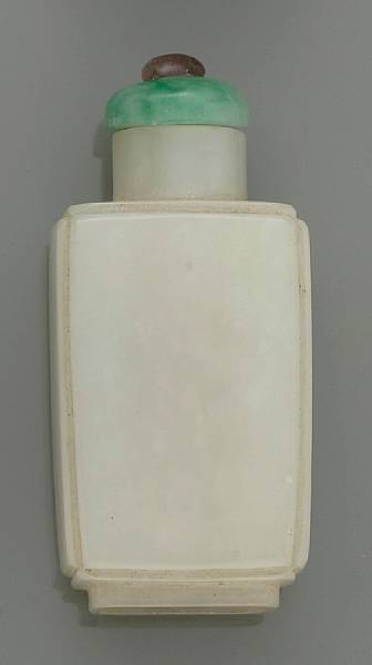 Appraisal: A white jade snuff bottle th Century Of well-hollowed rectangular