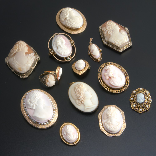 Appraisal: Fourteen cameo jewelry pieces th and th C rings pendants