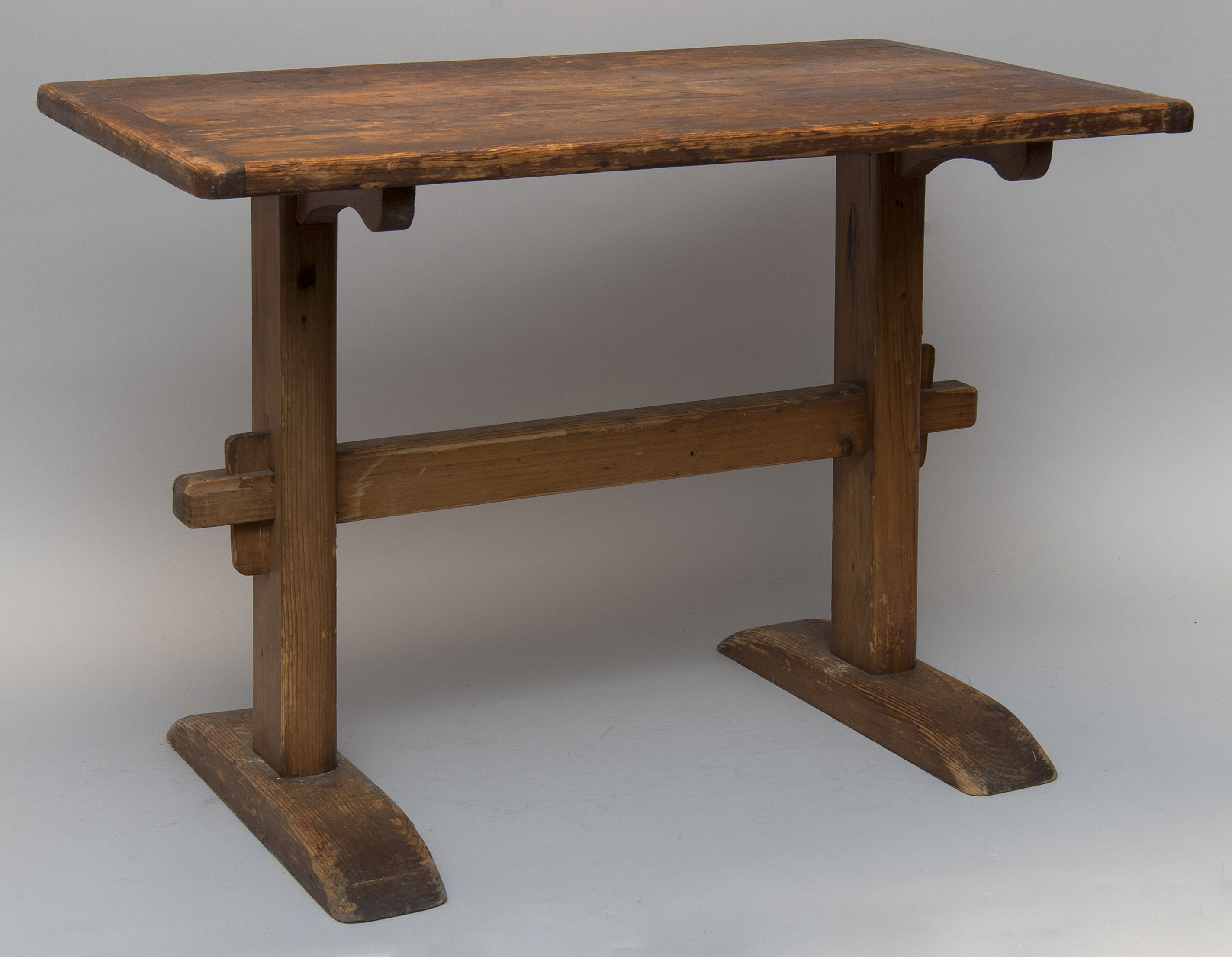 Appraisal: ANTIQUE AMERICAN DIMINUTIVE TRESTLE TABLE th CenturyIn pine Top with