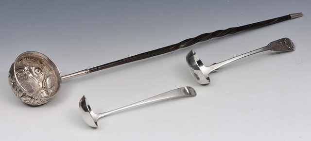 Appraisal: A SCOTTISH SILVER FIDDLE AND SHELL PATTERN TODDY LADLE Edinburgh