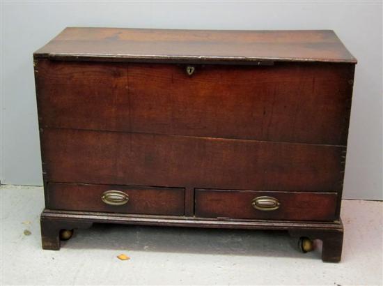 Appraisal: th century oak mule chest with later interior two drawers