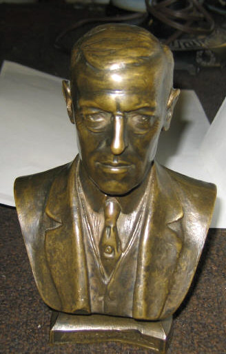 Appraisal: TIFFANY STUDIOS N Y Bronze bust of Woodrow Wilson Height