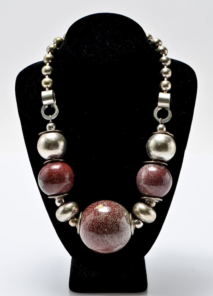 Appraisal: Modern Silver-Tone Enamel Beaded Necklace Modern silver-tone and enamel spherical