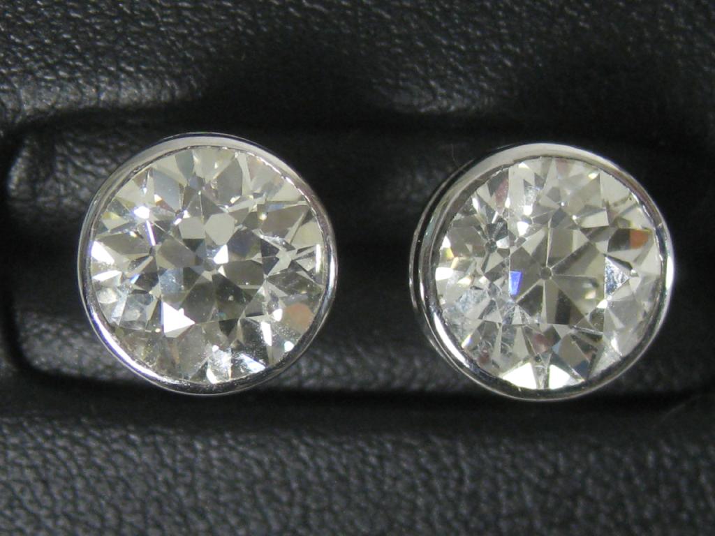 Appraisal: A pair of Diamond Ear Studs the brilliant-cut stones collet-set