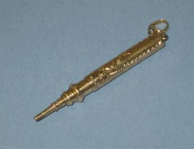 Appraisal: A CT GOLD PROPELLING PENCIL chased with foliage long extended