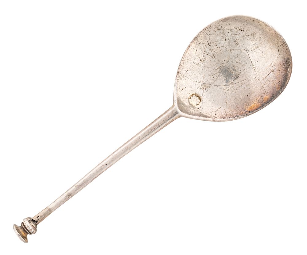 Appraisal: AN ELIZABETH I SILVER SEAL-TOP SPOON LONDON AN ELIZABETH I