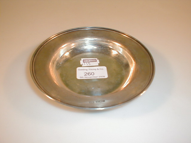 Appraisal: A silver circular dish Sheffield assay