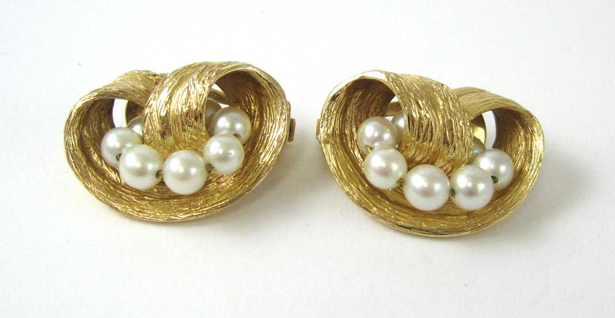 Appraisal: PAIR OF PEARL CLIP-ON EARRINGS each k yellow gold with