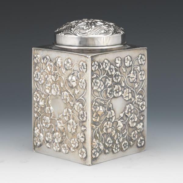 Appraisal: PALLADIO MILANO VINTAGE ITALIAN SILVER TEA CADDY x x Hand