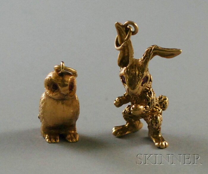 Appraisal: Two kt Gold Charms a bunny and an owl both