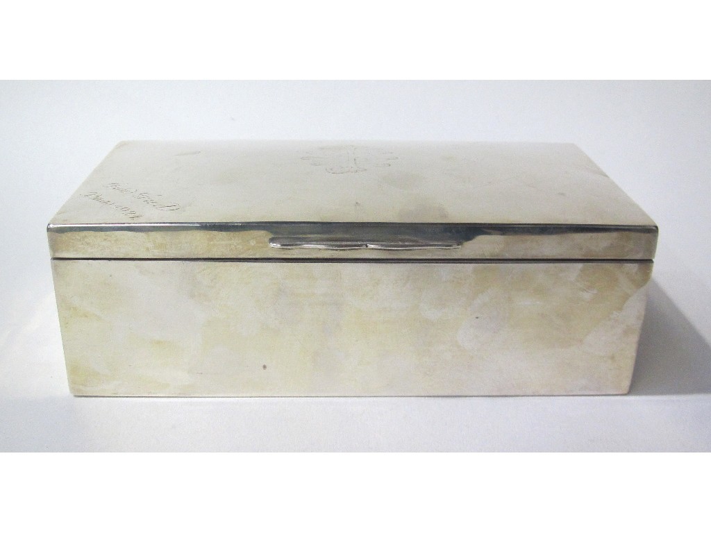 Appraisal: Silver cigarette box and contents Birmingham