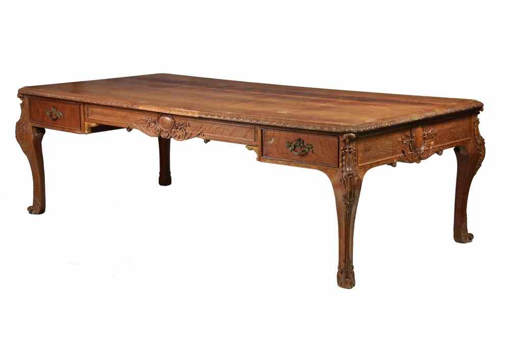 Appraisal: SUBSTANTIAL GOLDEN OAK LIBRARY TABLE - Gilded Age American Quarter