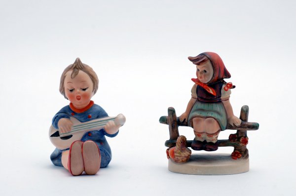 Appraisal: Lot of two Hummel figurines that includes Joyful marked and